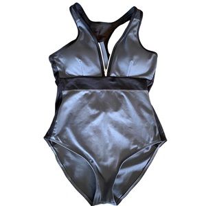 ARUIQUE black & gray one piece racerback swimsuit swimwear 1/4 zip NWT